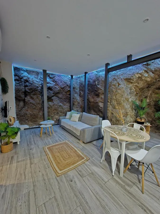 Apartamento de vacaciones para 4 personas, con jardín y vistas - 1