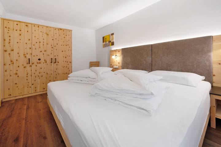 Ganze Wohnung, Ferienwohnung 'Antersi Claudia' mit Bergblick, privater Terrasse und Wlan in San Vigilio di Marebbe, Enneberg
