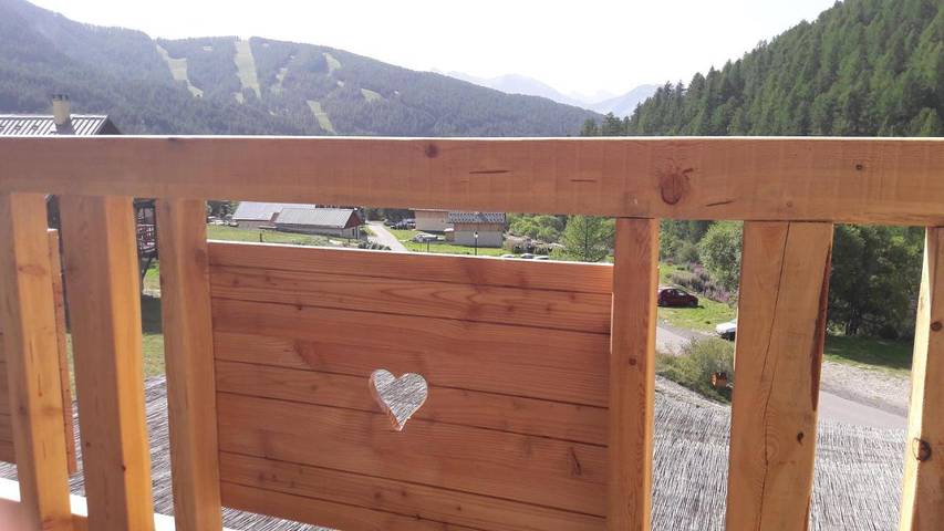 Gîte pour 10 personnes, avec vue et jardin à Arvieux - 2