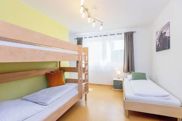 Appartement entier, Appartement moderne avec grand jardin et terrasse dans l'Allgäu pour 6 personnes<br><br><br> in Eggenthal, Souabe (Bavière)