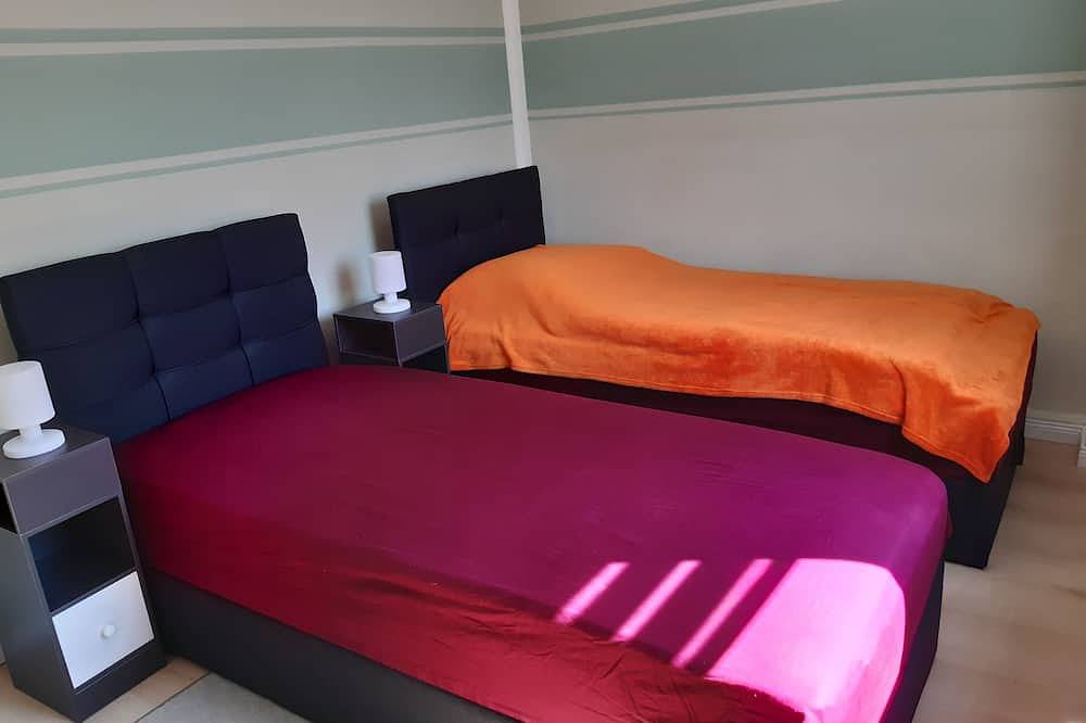 Ganze Wohnung, Ferienwohnung in Ostseenähe, vor den Toren der Hansestadt Wismar in Zurow, Nordwestmecklenburg (Wismar und Umgebung)