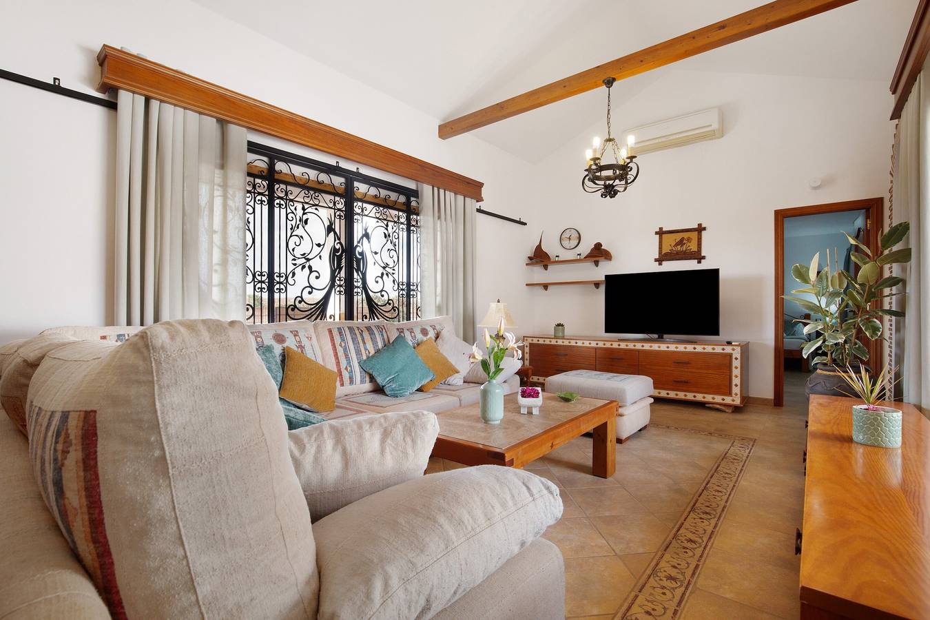 Ferienhaus 'Casa Glory' mit Bergblick, Wlan und Klimaanlage in Triquivijate, Antigua