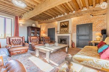 Gîte pour 12 Personnes dans Pourlans, Région de Louhans, Photo 1