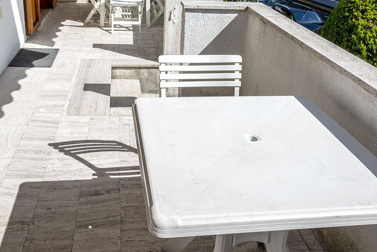 Entire apartment, M370 - Marcelli, delightful studio apartment with terrace in Riviera del Conero
