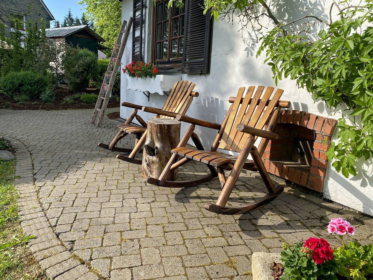 Landschaftsgasthaus Schanze 1 - Einzelzimmer mit Sofa, Terrasse und Tv in Schanze, Schmallenberg