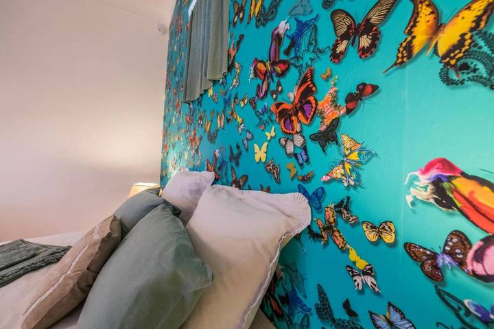 Maison d’hôte pour 2 personnes, avec piscine ainsi que vue et jardin, animaux acceptés