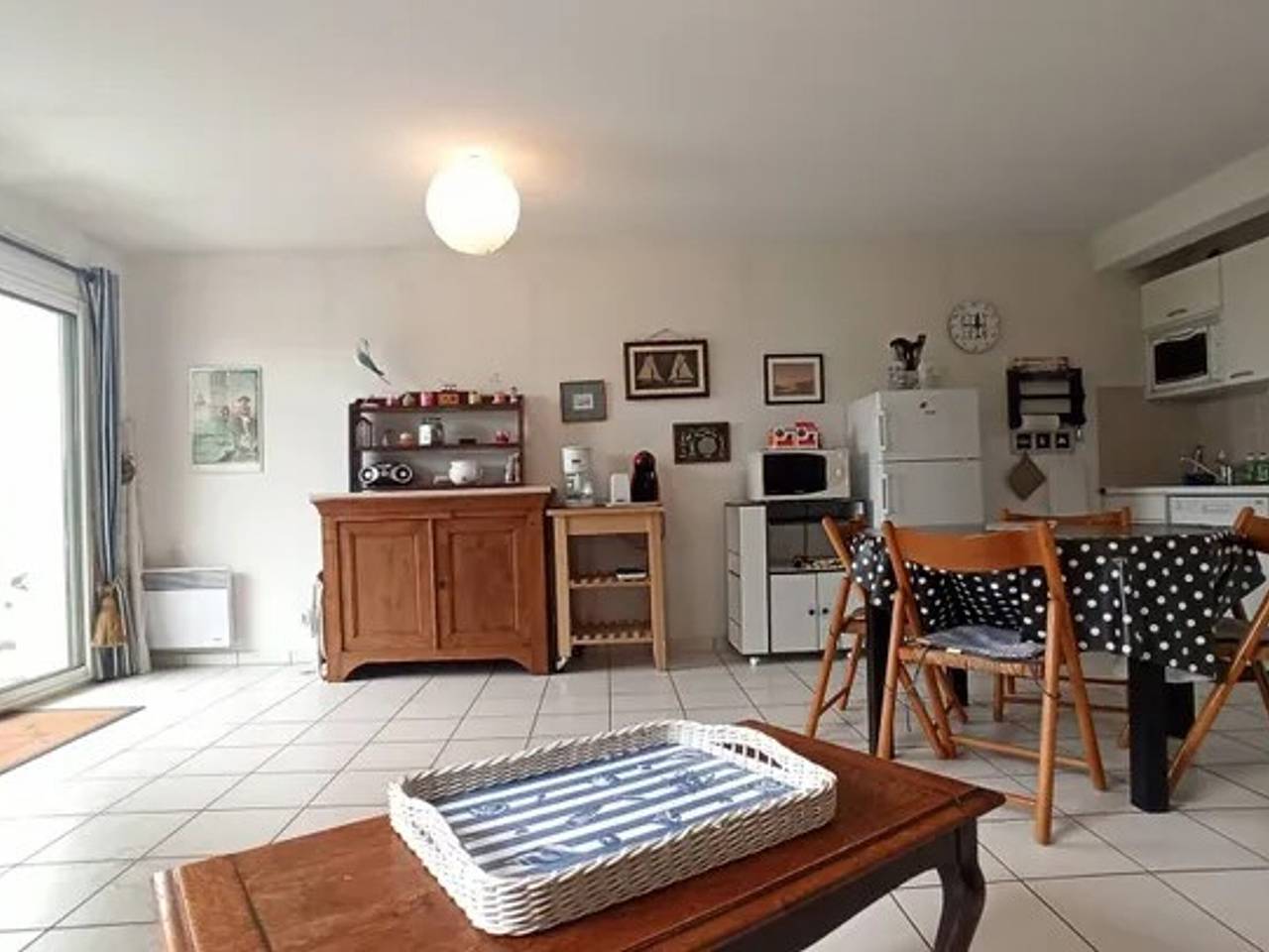 Entire apartment, Le Croisic: Garden, Parking, Beach 5 min in Le Croisic, Côte d'Amour