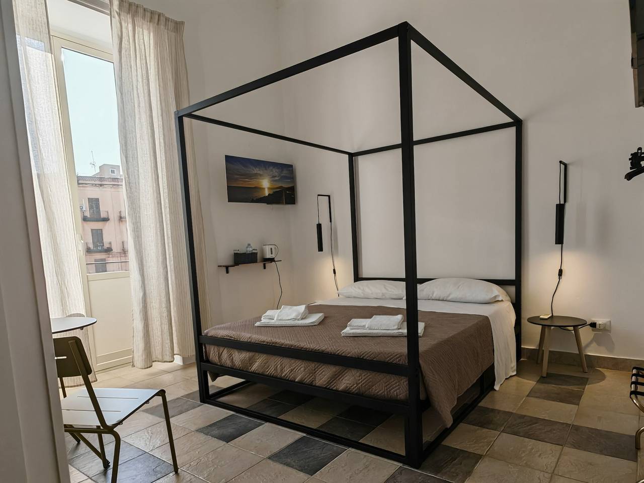 Myla's Rooms 2 mit Balkon, Wlan und Klimaanlage in Palermo, Palermo Provinz