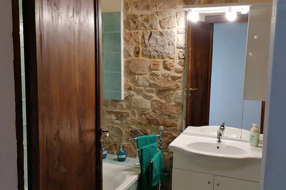 Appartamento intero, Residenza Le Peonie appartamento nel centro storico in Todi, Perugia e dintorni