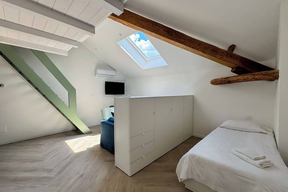 Entire apartment, Domo House 5 in Domodossola, Comune di Domodossola