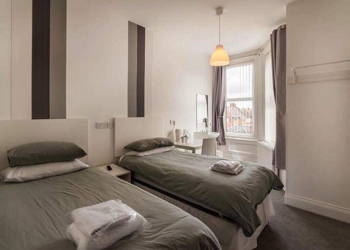 Maison d’hôte pour 2 personnes, avec terrasse et jardin dans Norton