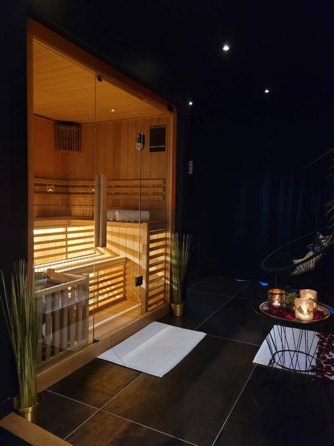 King Suite with Spa Bath in Chaudfontaine, Région de Liège