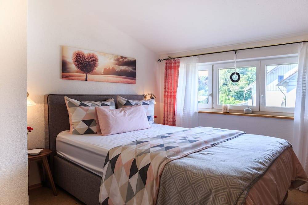 Ganze Wohnung, Ferienwohnung \" Bergblick \" in Hergatz, Bayerisch Schwaben