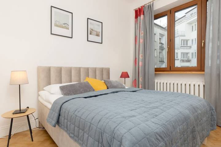 Ferienwohnung für 5 Personen, mit Garten in Warschau