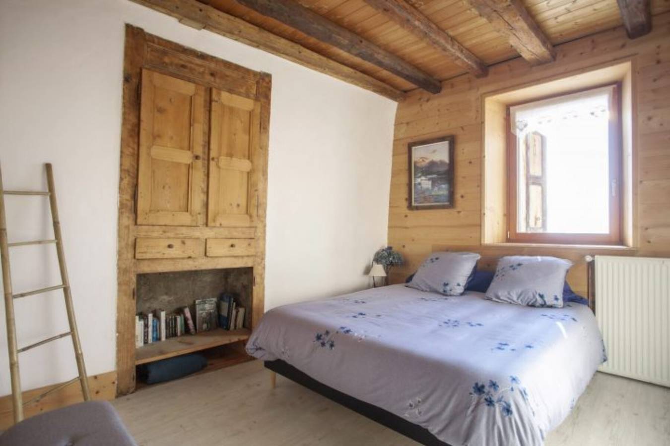 Chalet "L'Échappée Des Rêves" avec vue sur les montagnes, terrasse privée et Wi-Fi in Verchaix, Région de Bonneville