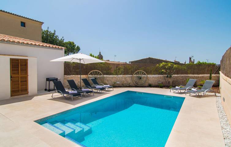 Moderno apartamento en Mallorca con piscina y terraza in Randa (Mallorca), Algaida