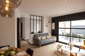 Gîte pour 7 personnes, avec jardin et jacuzzi dans Longuenesse