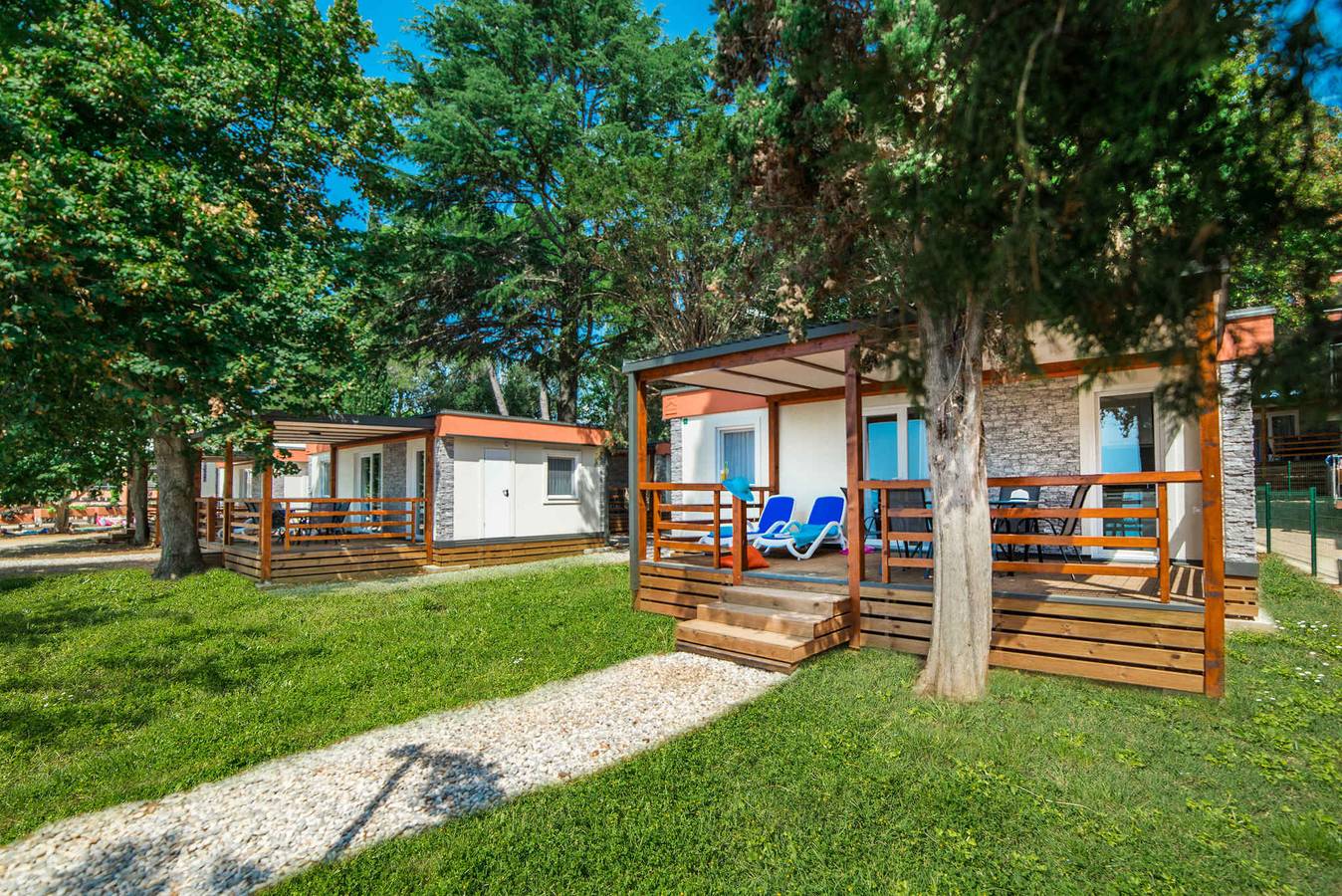 Mobilehome mit Terrasse und Klimaanlage  in Beach Centinera, Banjole