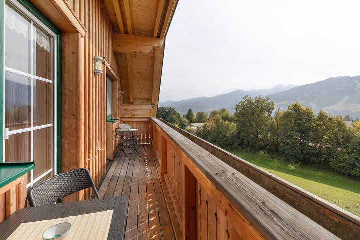 Appartement entier, Appartement "Haus Rosenheim" avec vue sur les montagnes, balcon et Wi-Fi in Ramsau am Dachstein, Schladming-Dachstein