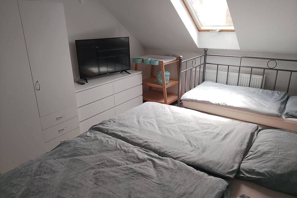 Ganze Wohnung, Ferienwohnung Böhrer im schönen Leinleitertal in Heiligenstadt, Fränkische Schweiz