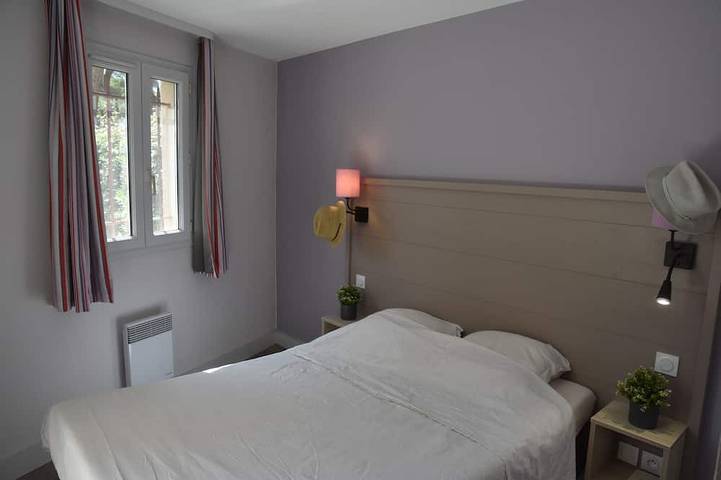 Gîte pour 6 personnes, avec jardin ainsi que terrasse et bassin pour enfant dans Plage La Badine - 2