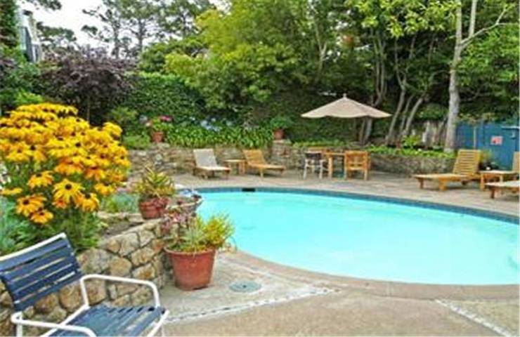 Hotel for 2 people, with garden and pool - 1