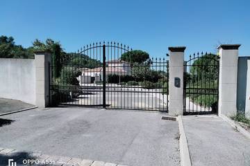 Gîte pour 6 personnes, avec jardin à Mimet