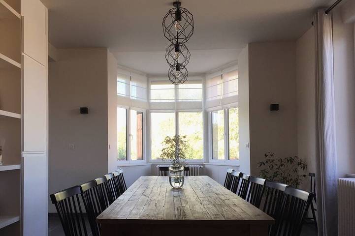 Location de vacances pour 12 personnes, avec Balcon ainsi que Jacuzzi et Jardin dans Pogny