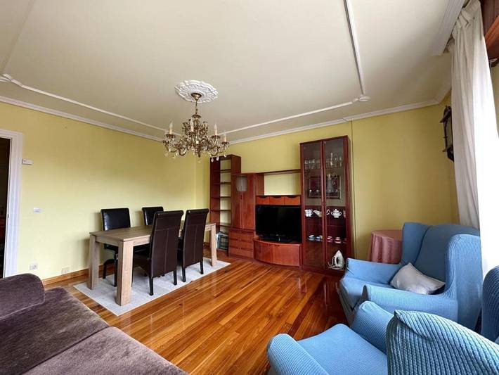 Gîte pour 8 personnes, avec terrasse à Noja - 4