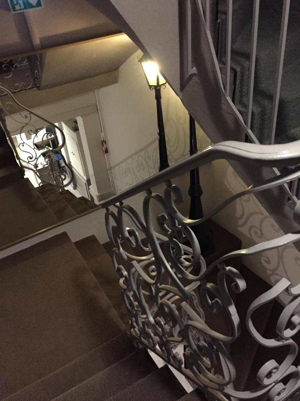 Hotel du Midi in Salon-de-Provence, Côte méditerranéenne (France)