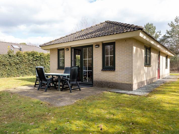 Vakantiehuis voor 4 personen, with Terras and Tuin as well as Zwembad and Sauna in Putten