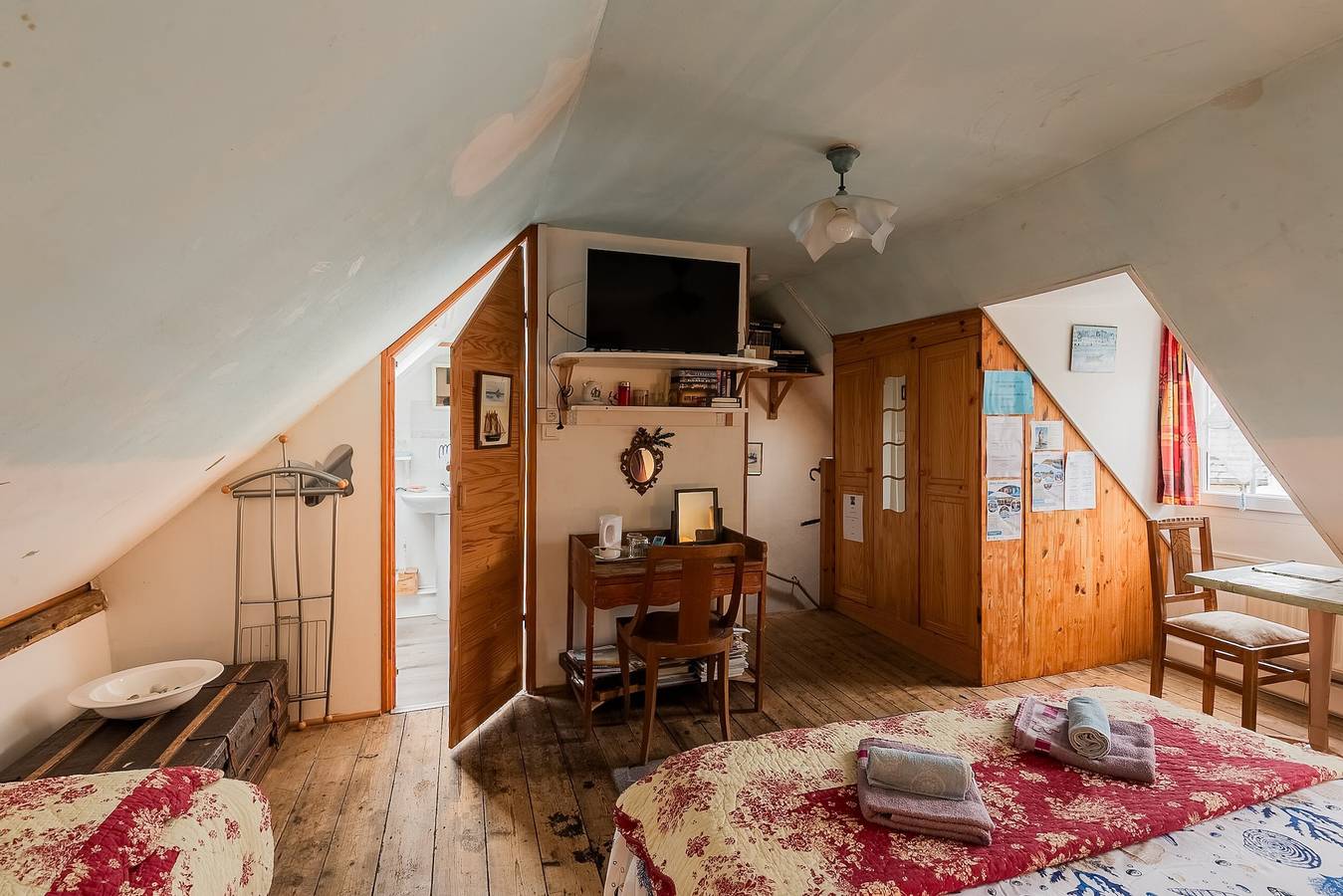 Gästezimmer „La Sirène“ mit Meerblick und Wlan in Saint-Valery-sur-Somme in Saint-Valery-sur-Somme, Abbeville und Umgebung