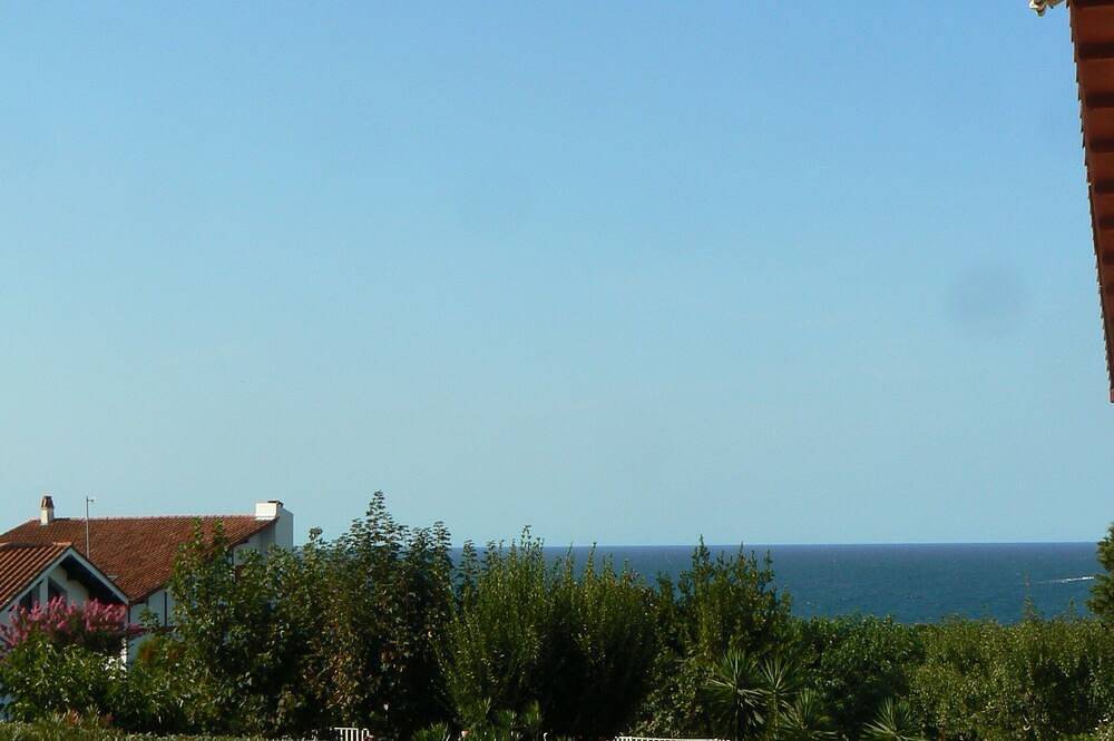 Apartamento entero, 500 m from Erromardie beach, very nice apartment of 40 m². in San Juan de Luz, Region de Bayona