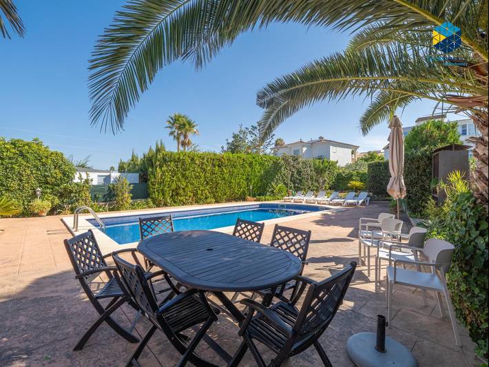 Ferienhaus für 6 Personen, mit Pool und Terrasse sowie Garten in Badia Gran - 2