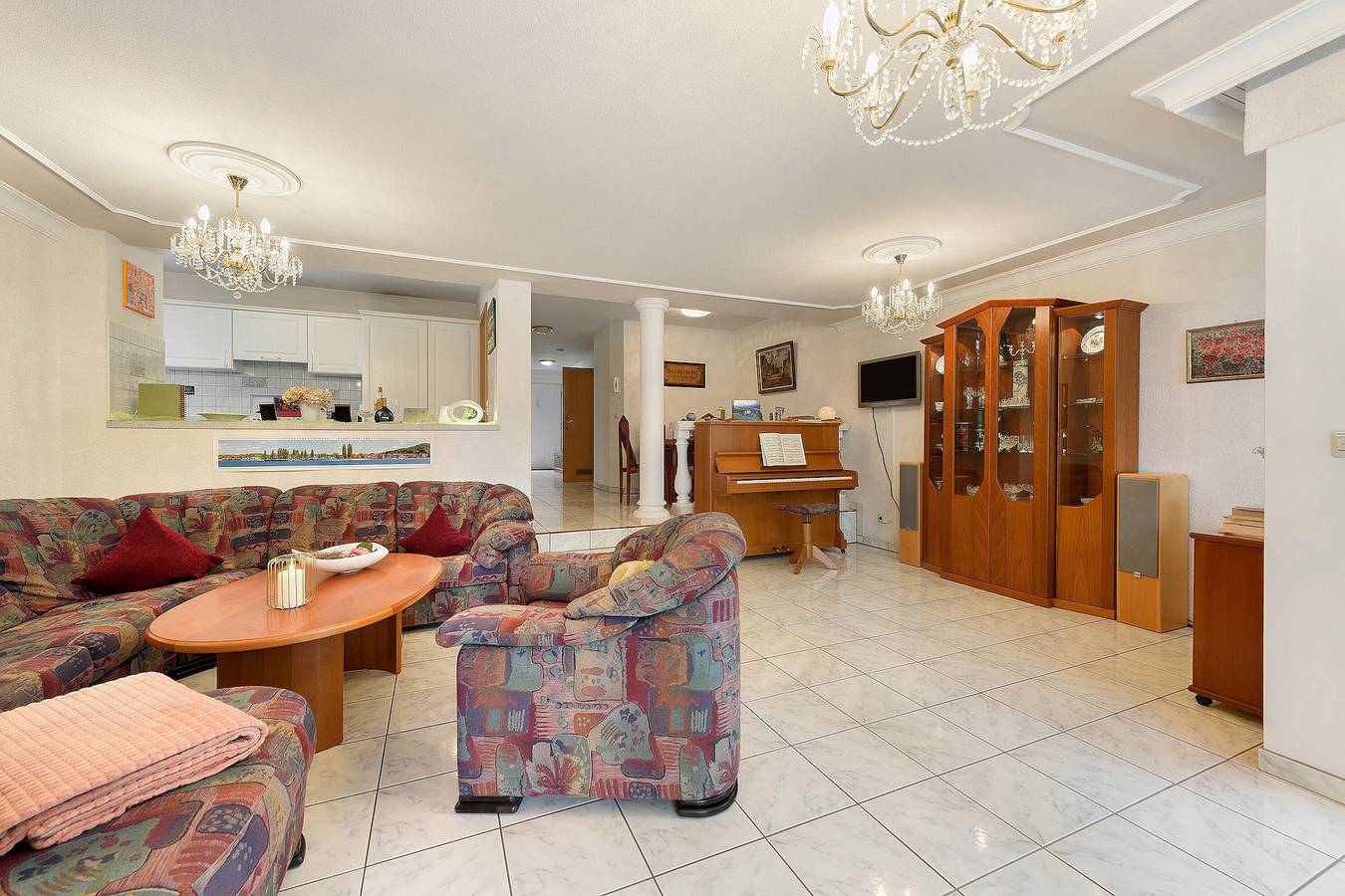 Appartement entier, Appartement « Linas Lieblingsplatz » avec balcon et piano in Unteruhldingen, Uhldingen-Mühlhofen