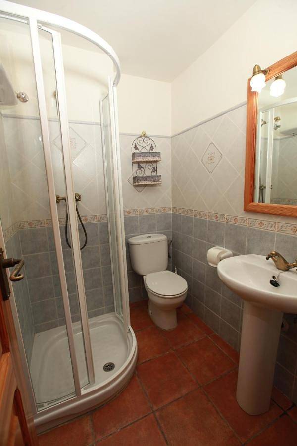 Maison de campagne pour 3 personnes, avec vue et terrasse à Cabanes - 2