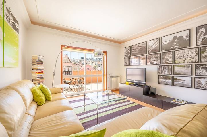 Apartamento de férias para 5 pessoas, com jardim e terraço em Queluz