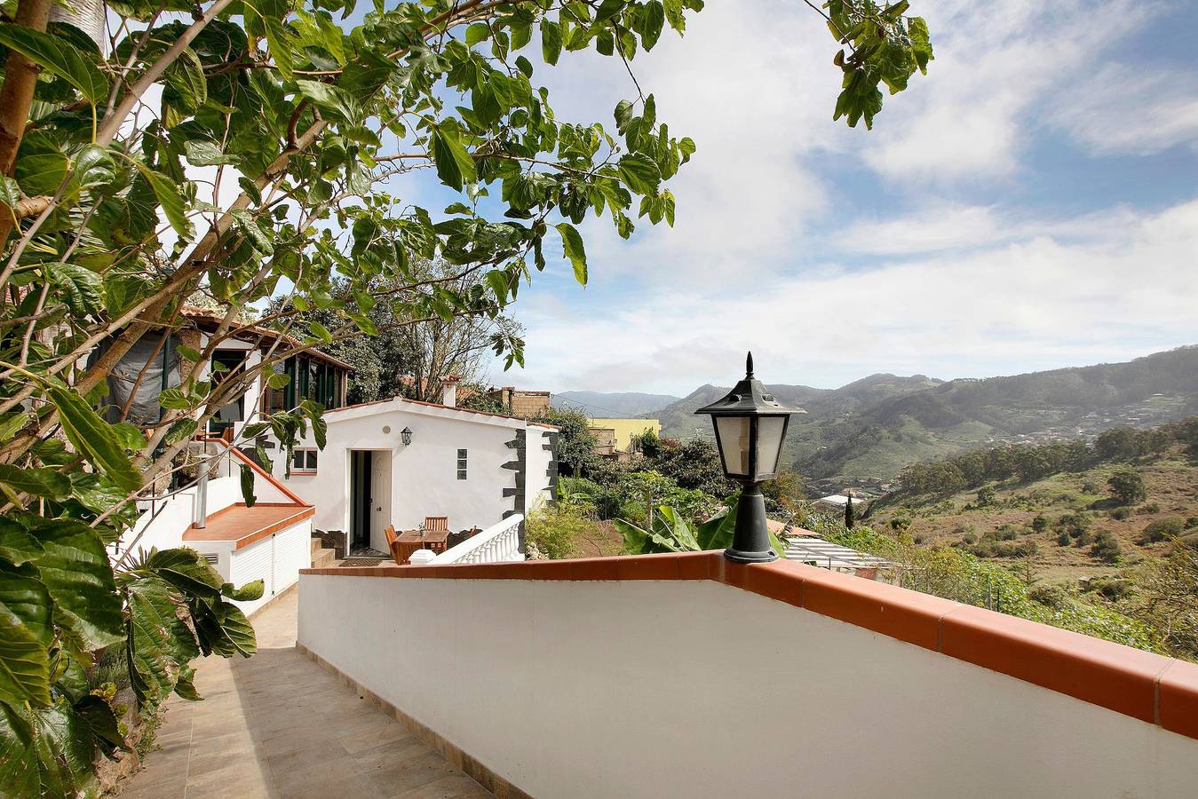 Casa de vacaciones "El Sarmiento" con vistas a la montaña, piscina y Wi-Fi in San Cristóbal de La Laguna, Tenerife Norte
