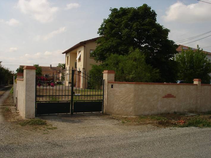 Maison de vacances pour 4 personnes, avec Terrasse et Jardin à Cornebarrieu