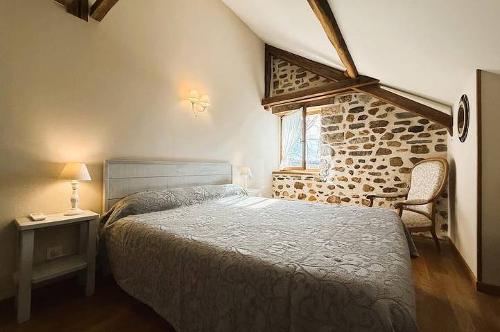 Location de vacances pour 5 personnes, avec jardin à Ogeu-les-Bains - 4
