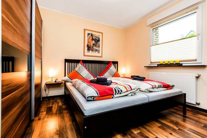 Ferienwohnung für 4 Personen, mit Garten und Ausblick sowie Terrasse in Mülheim Köln - 3
