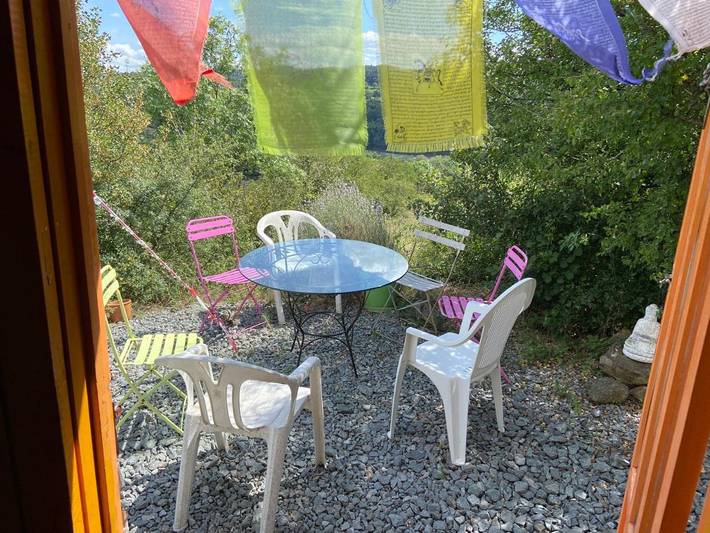Gîte pour 4 personnes, avec jardin et vue sur le lac ainsi que vue et terrasse, animaux acceptés à Saint-Jean-Saint-Maurice-sur-Loire - 2