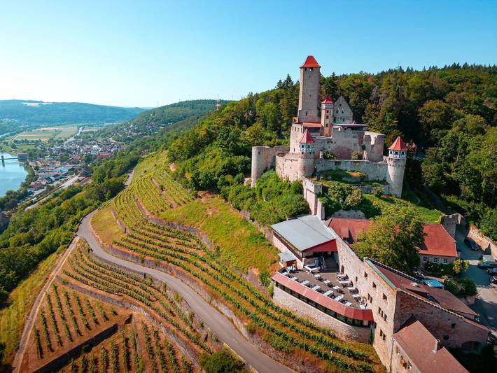 Hotel für 3 Personen, mit Balkon und Terrasse in Neckar-Odenwald-Kreis