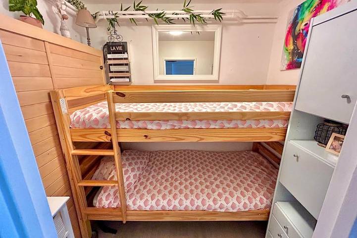 Ganze Wohnung, Großes Apartment mit Sauna in Straßburg, Region Straßburg