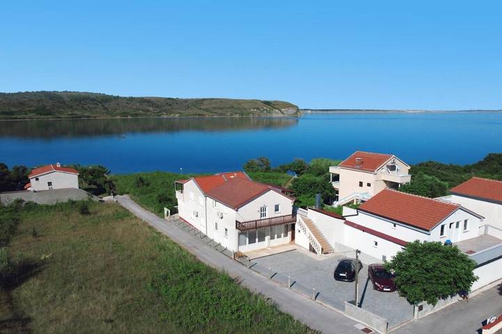 Appartement de vacances pour 4 personnes, avec jardin et vue