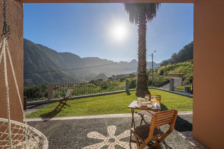 Casa da Fajã do Amo - Meerblick und Jacuzzi in São Vicente (Madeira), Madeira