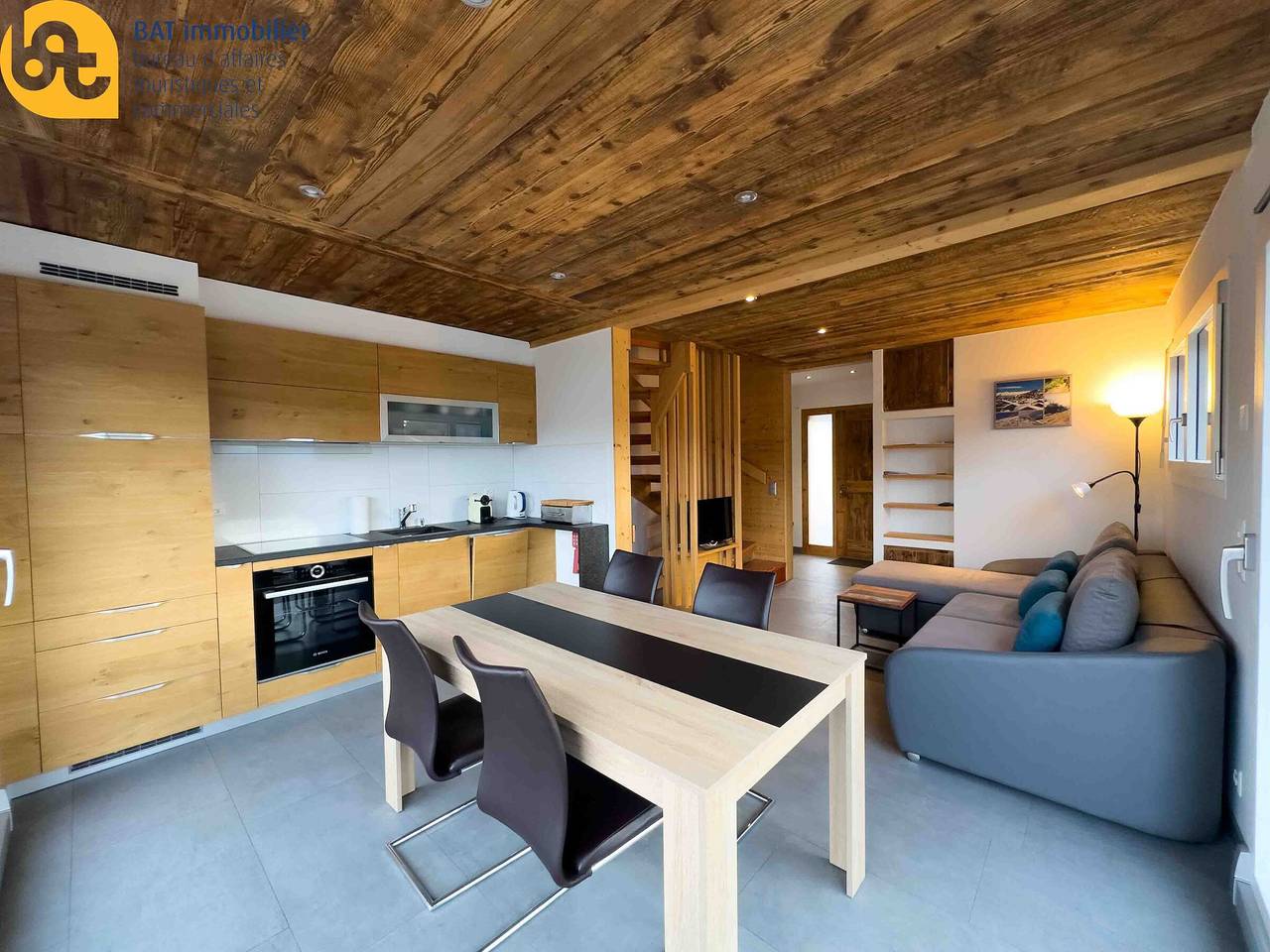 Apartamento entero, Katver n° 72, nice flat with balcony in Chalais (Suiza), Alpes del Valais