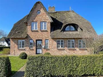 Ferienhaus für 5 Personen, mit Terrasse und Sauna sowie Garten, mit Haustier in Utersum