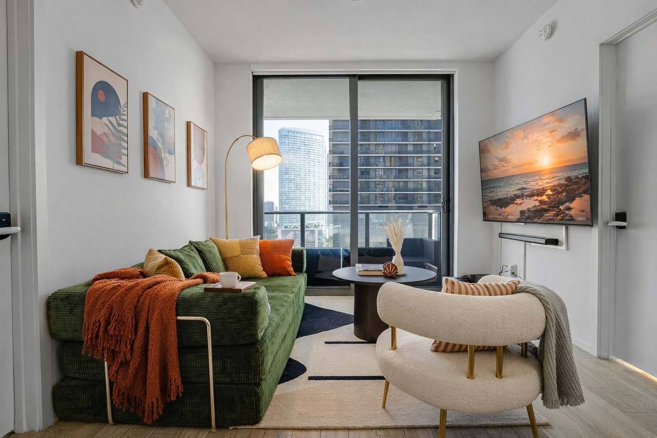 Ganze Wohnung, Downtown Miami 2Br Skyline Bay View Balcony Corner Suite | Luxe Pad in Miami, Florida