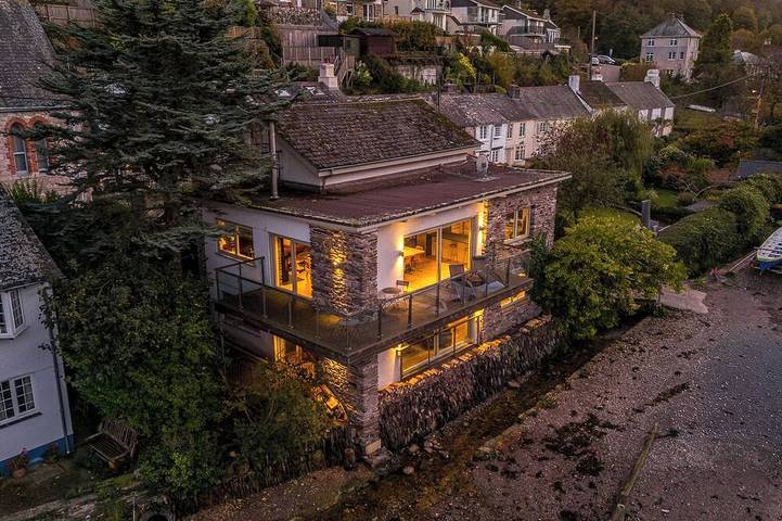 Holiday rental for 15 people, with balcony and garden, with pets in Noss Mayo